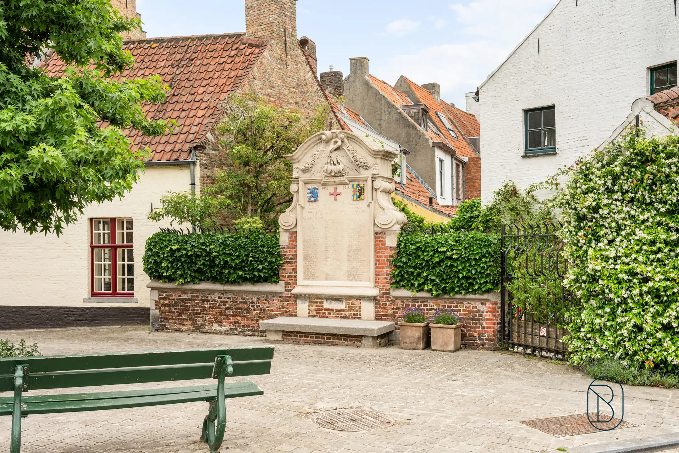 Charmant gerenoveerde stadswoning met 3 slk en stadstuin!  foto 3