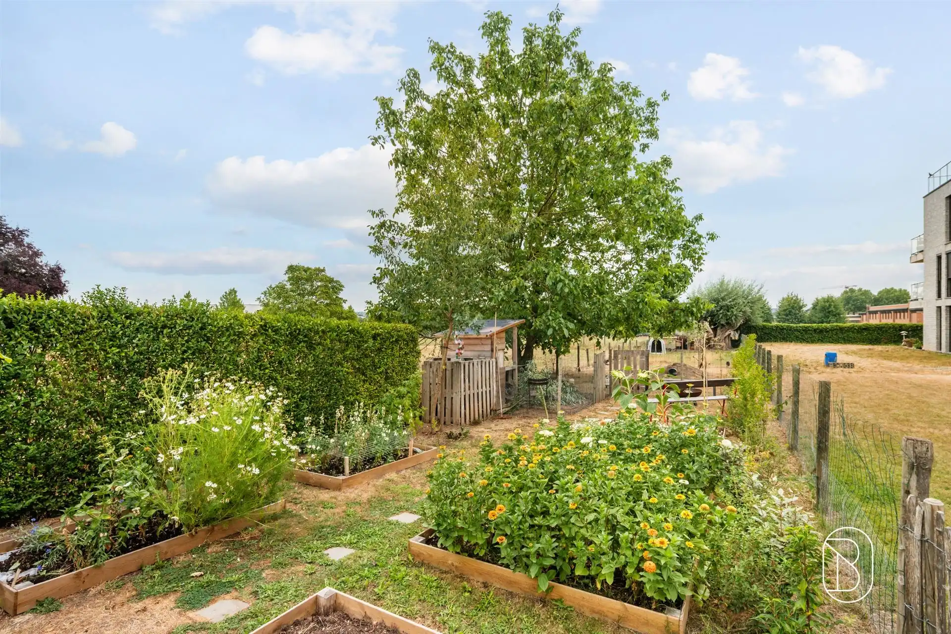 Smaakvol gerenoveerde woning met 4 slpk en gezellige tuin foto 13