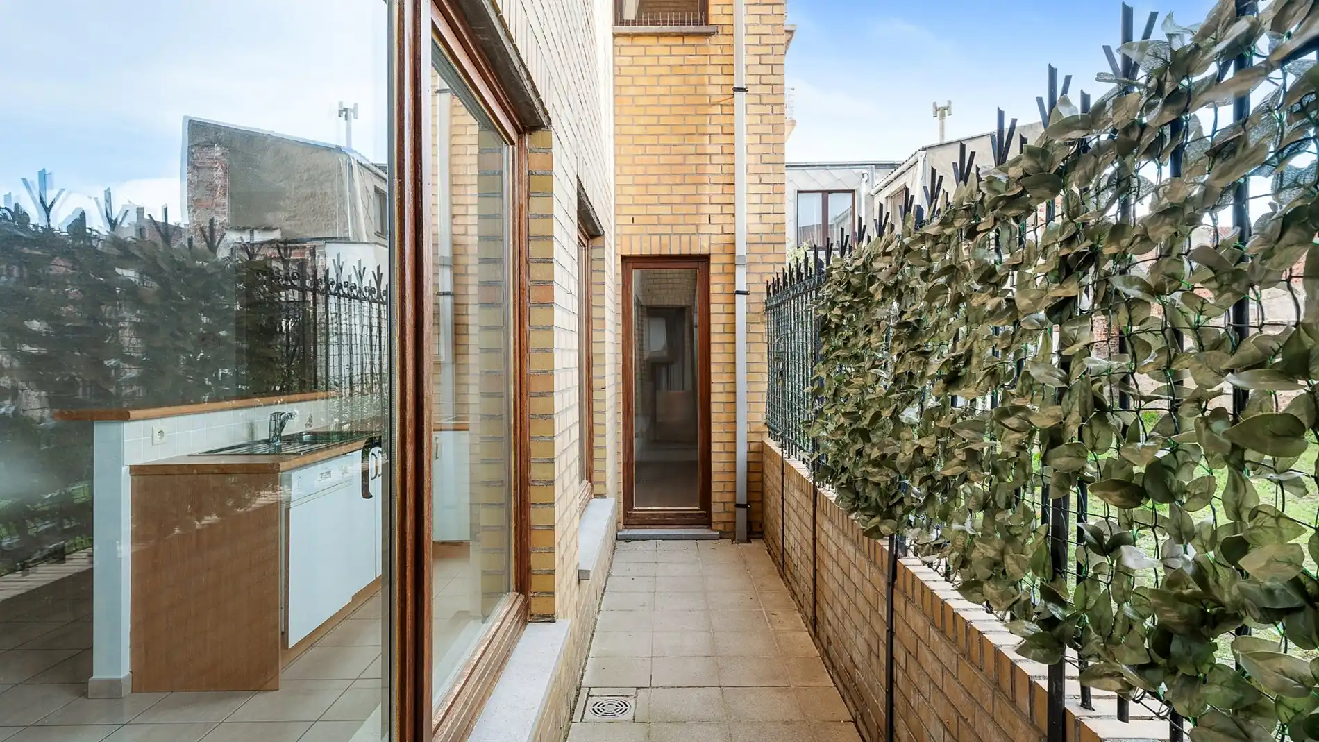 Mooi gelijkvloers appartement vlakbij het strand foto 6