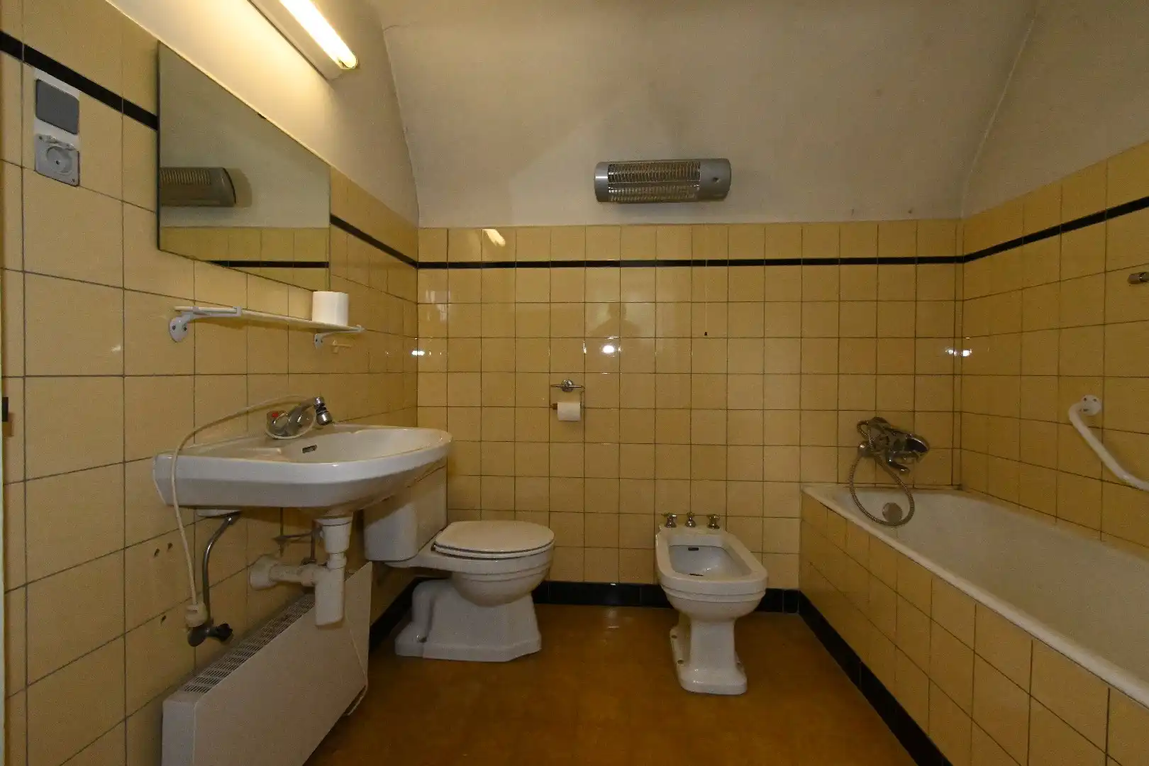 Alleenstaande woning met tuin gelegen rand centrum Maldegem foto 18