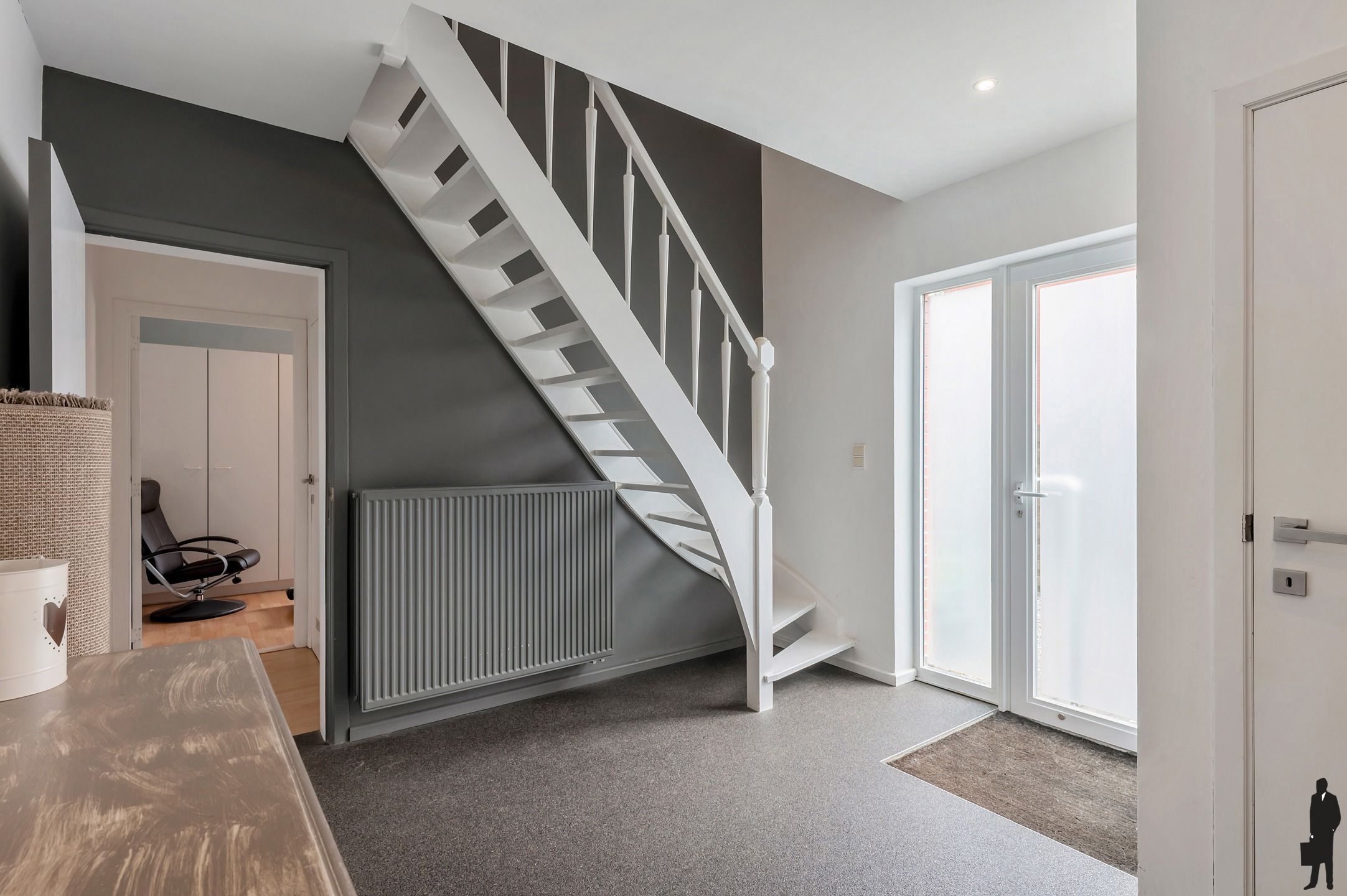 Instapklare HOB met 3 slk, bureau en zuidgerichte tuin op een perceel van 465 m². foto 3