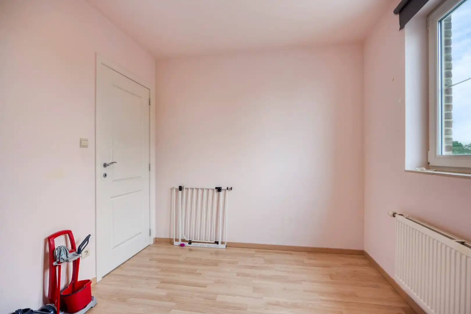 Halfopen bebouwing met 3 slpks, rustig gelegen in Heppen !  foto 13