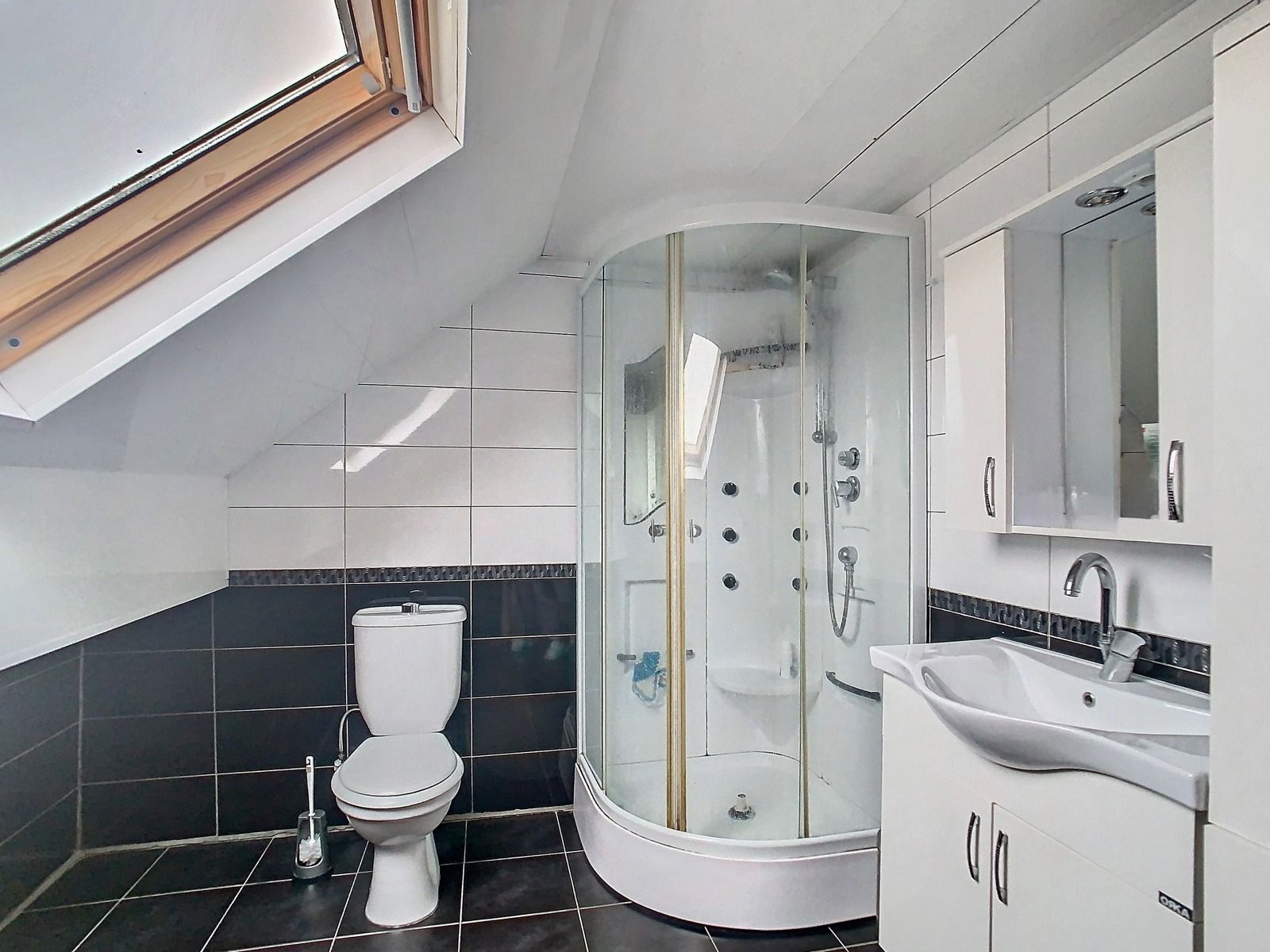 Charmante én Nette Stadswoning MET 3 SLPK, 2 BK én Tuin! foto 16