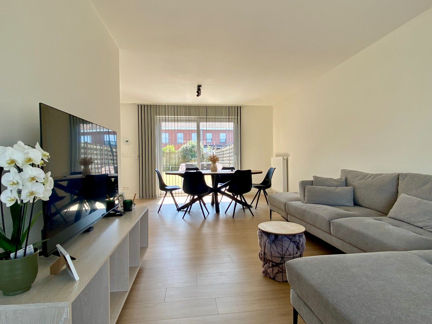 Gerenoveerde woning in doodlopende straat te Kuurne.  foto 10