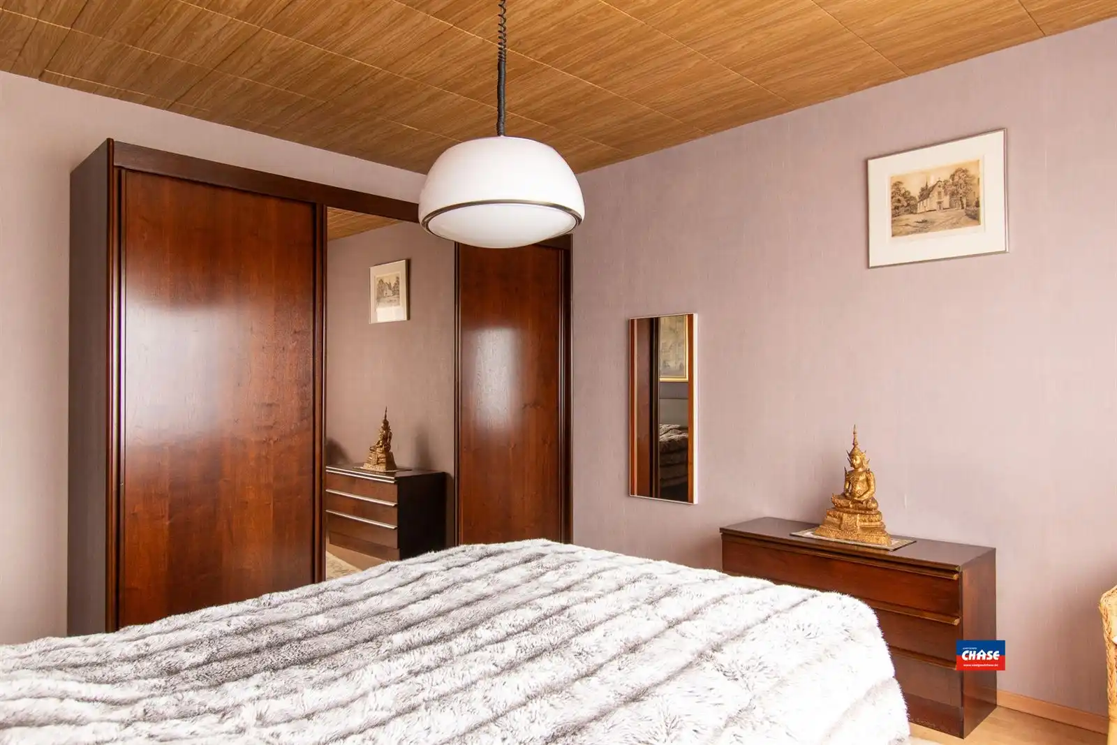 Bel-étage met drie slaapkamers en tuin foto 14