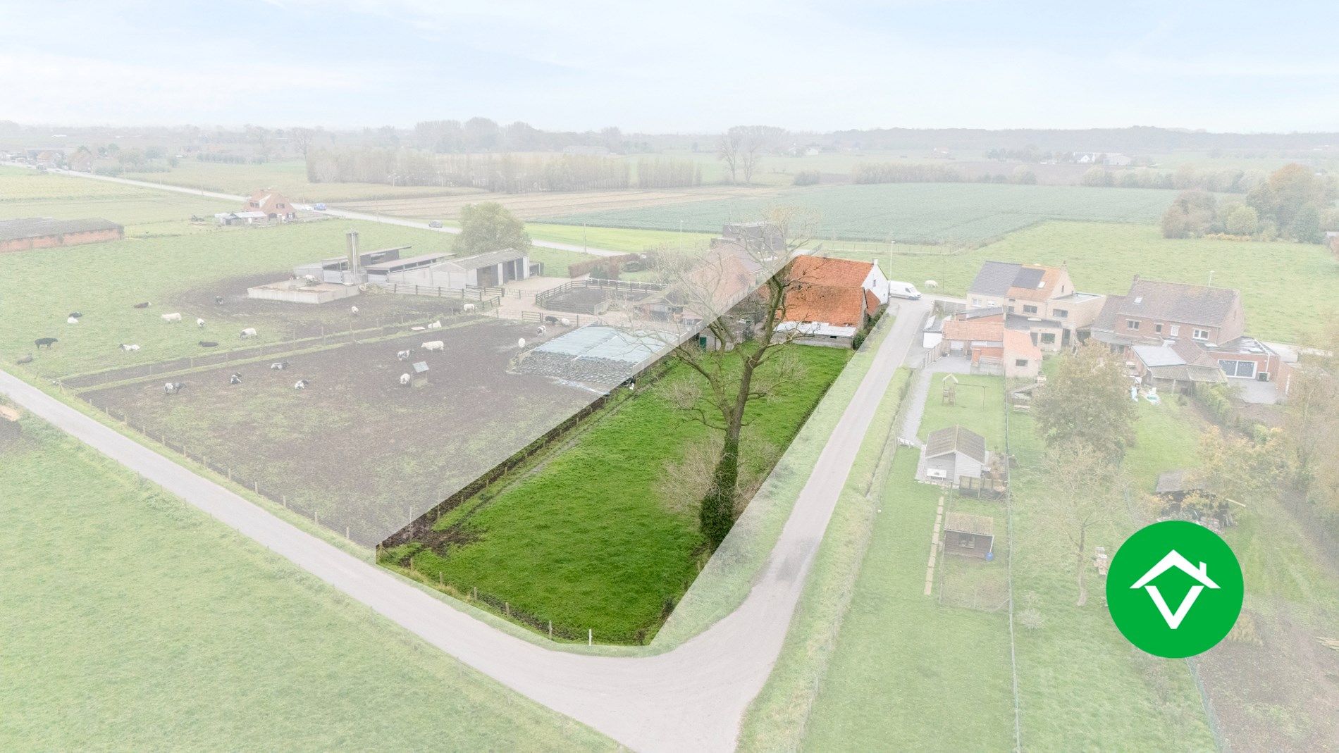 Alleenstaande hoeve met koterijen en vergezichten te Koekelare foto 25