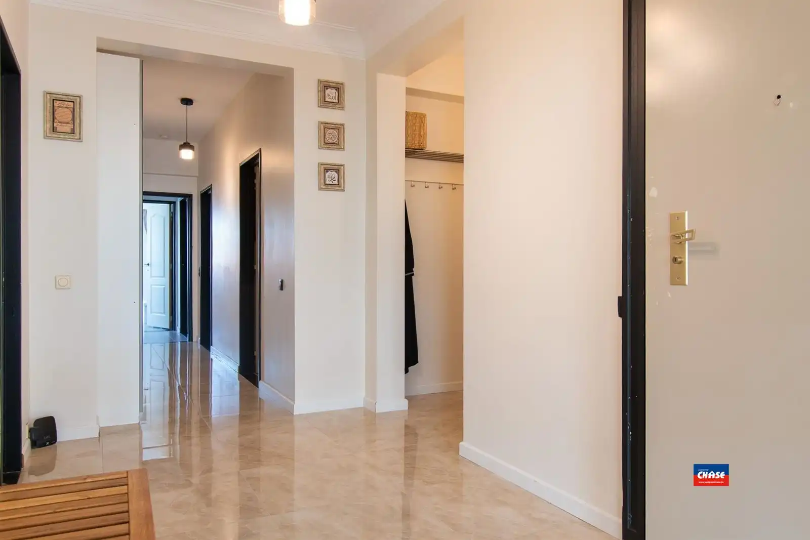 Appartement van 189m² met 3 slaapkamers, 2 badkamers en autostaanplaats + berging met EPC-A foto 4