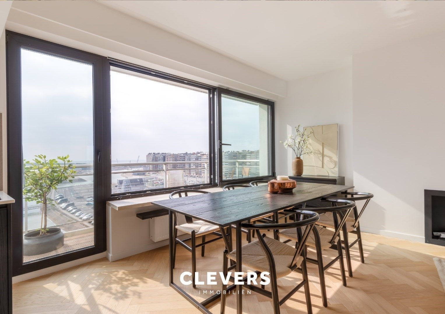 Exclusief appartement op unieke locatie aan zee gelegen foto 10