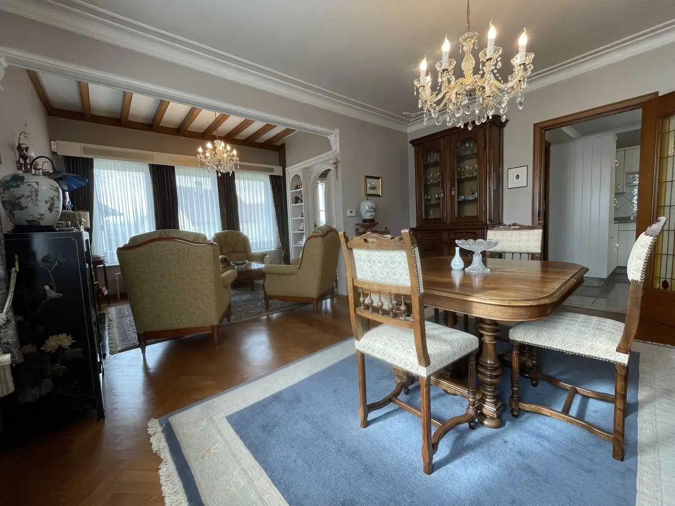 Charmante woning met grote tuin foto 4