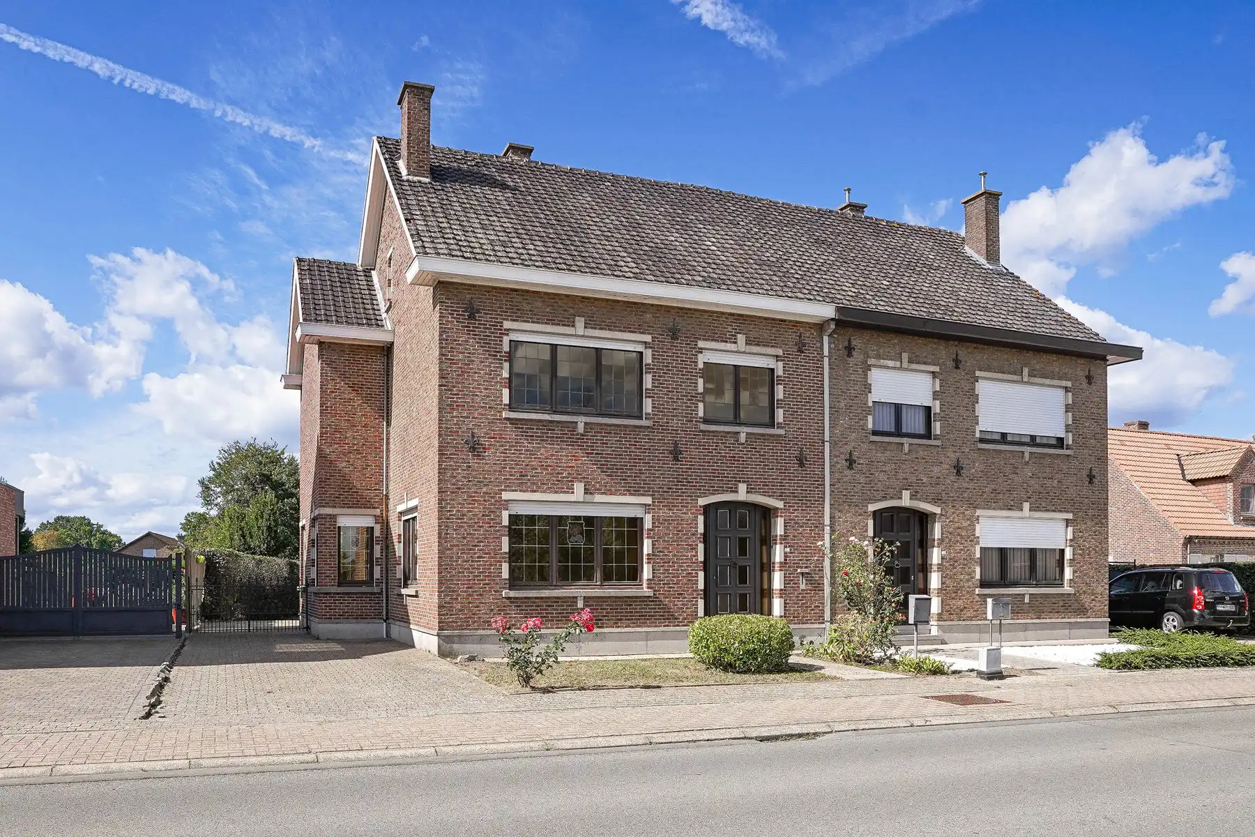 Hoofdfoto van de publicatie: Gunstig gelegen en ruime te renoveren woning in Londerzeel