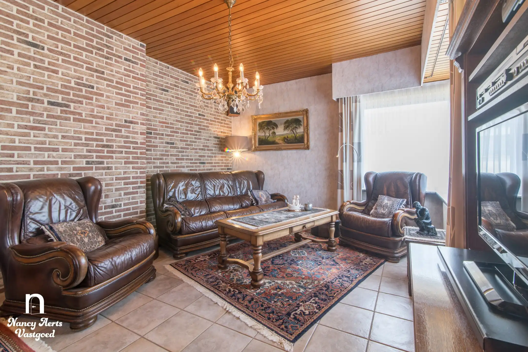 Uitstekend onderhouden split‑level woning in groene omgeving foto 6