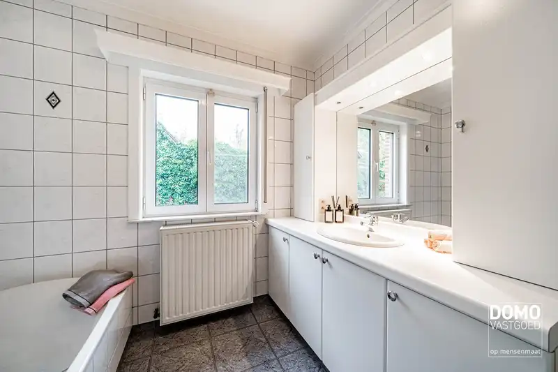 UITZONDERLIJK PERCEEL VAN 2 HA 50 A MET RUIME WONING EN TAL VAN MOGELIJKHEDEN foto 13