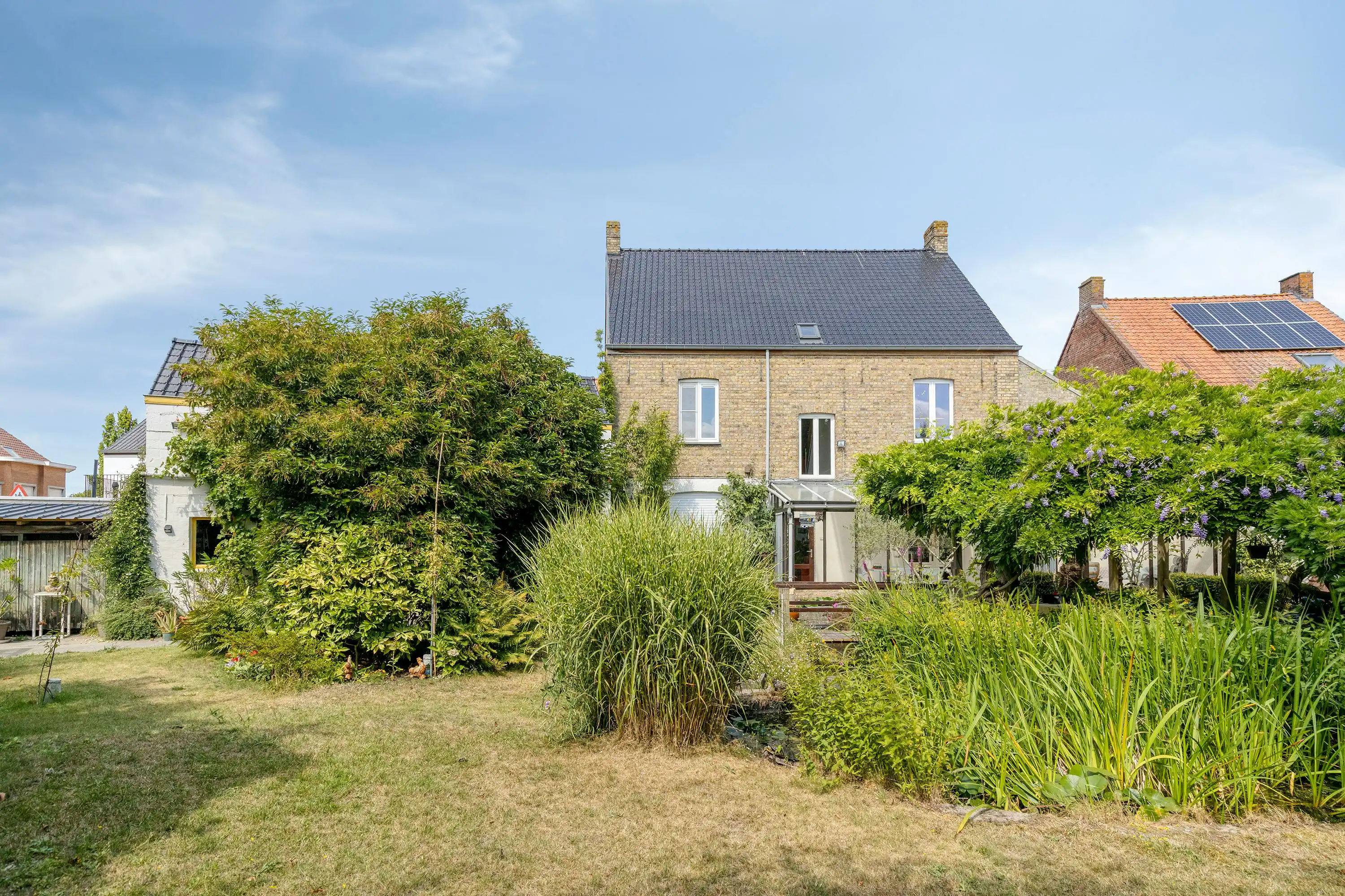 Karaktervolle woning met 7 slaapkamers, authentieke elementen en een ruime tuin foto 18