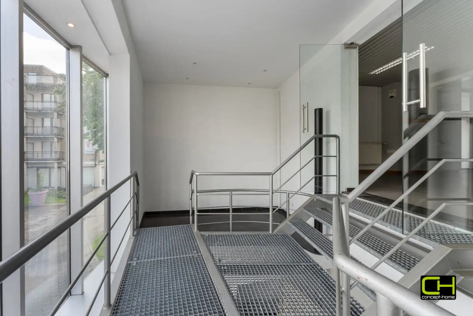 Bedrijfsgebouw te koop in Eeklo foto 5