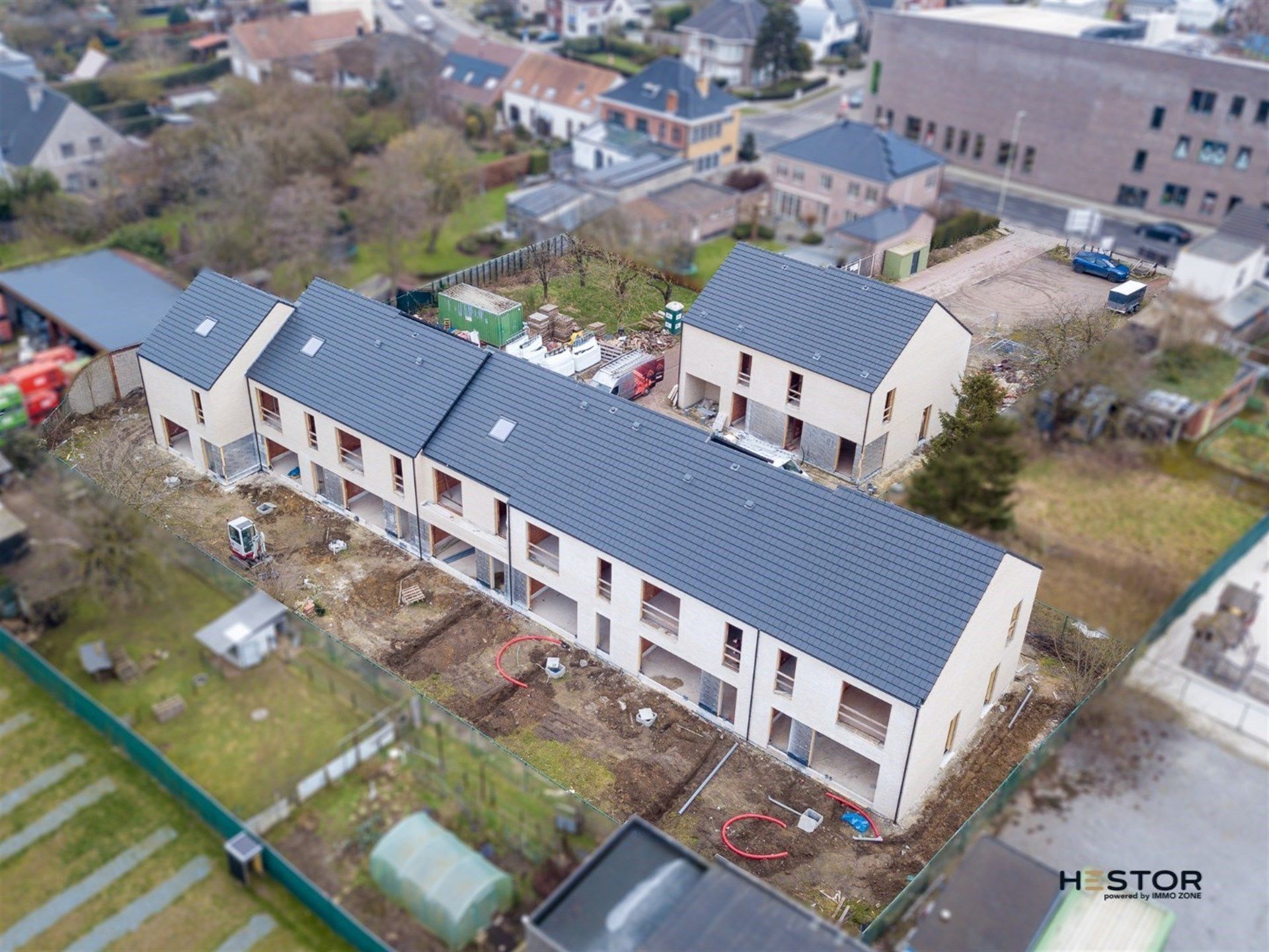 Nieuwbouwwoning in rustig binnengebied foto 2