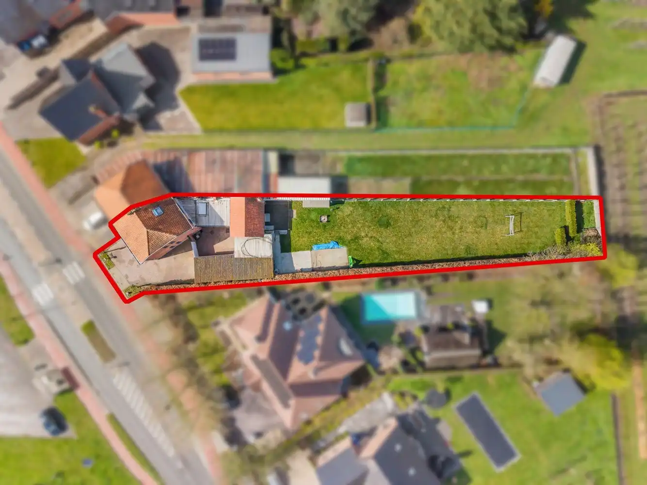 Instapklare, gerenoveerde halfopen bebouwing met 3 slaapkamers op ruim perceel in Sint-Truiden foto 25