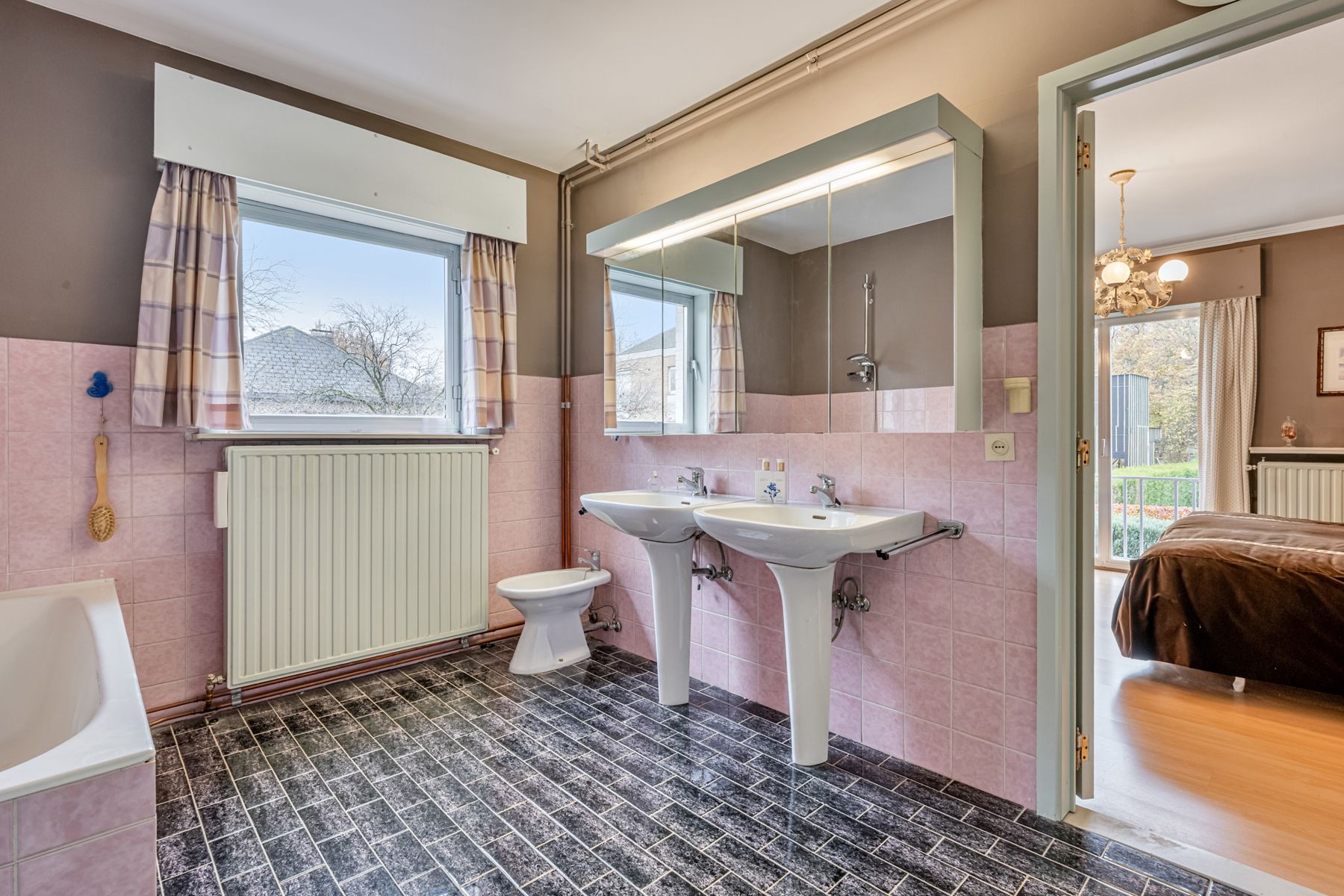 Karaktervolle woning met 3 slaapkamers, tuin en garage foto 17