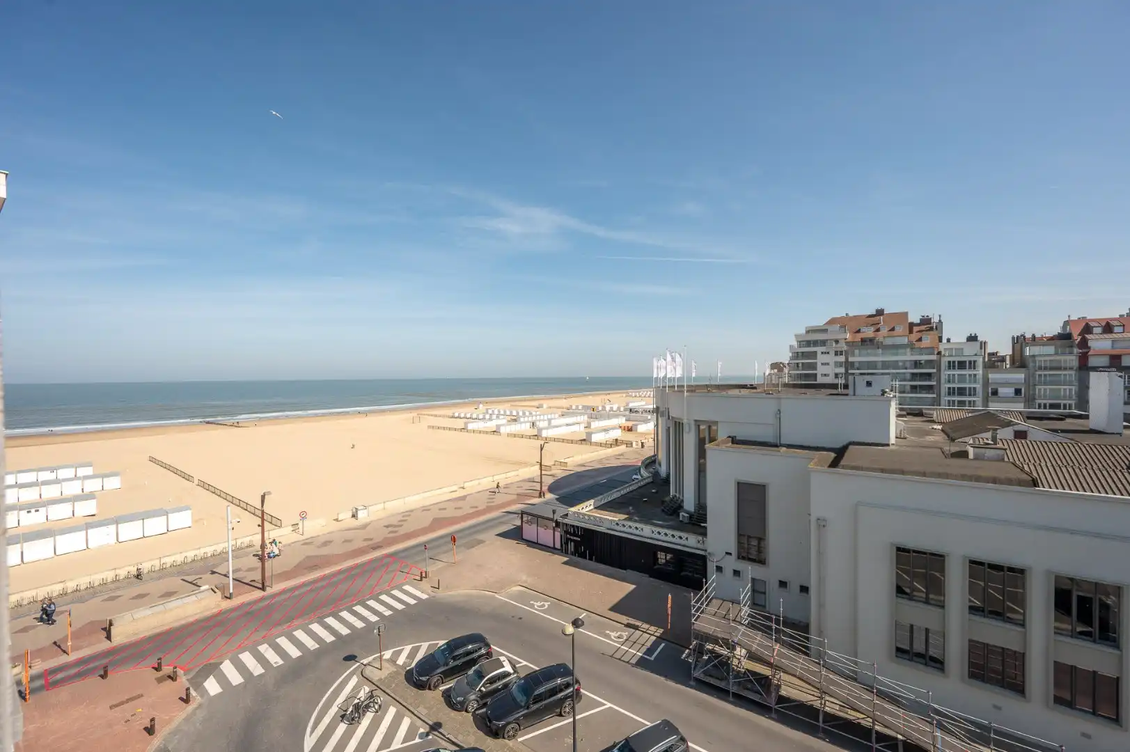 Prachtig gerenoveerde studio met uitstekend zeezicht foto 2