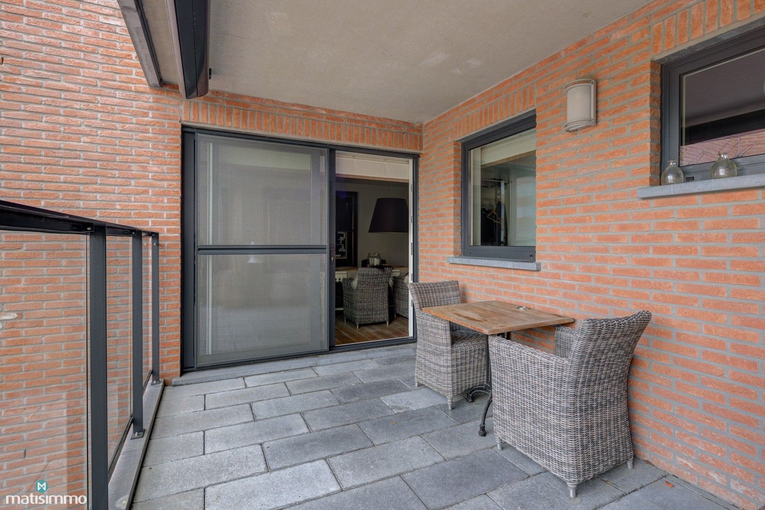 ROYAAL APPARTEMENT MET RUSTIG INTERIEUR VOORZIEN VAN 3 SLAAPKAMERS, 2 BADKAMERS EN 2 TERRASSEN NABIJ CENTRUM HASSELT foto 22