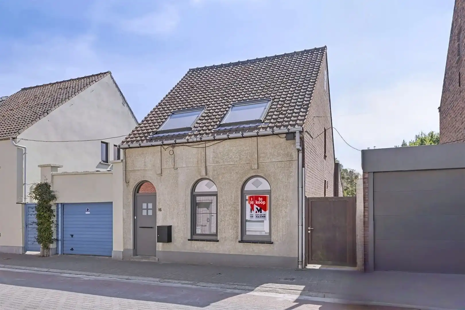 HOB met 3 slaapkamers, veel ruimte en licht, een dieplopende tuin en veel potentieel foto 2