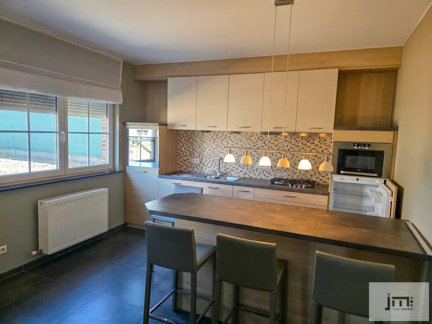 Charmante gelijksvloerse woning foto 3