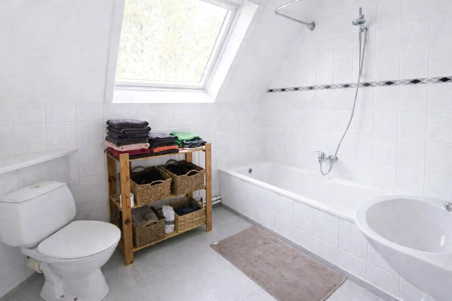 Vrijstaande woning met ruime tuin en dubbele garage op topligging te Maldegem foto 10