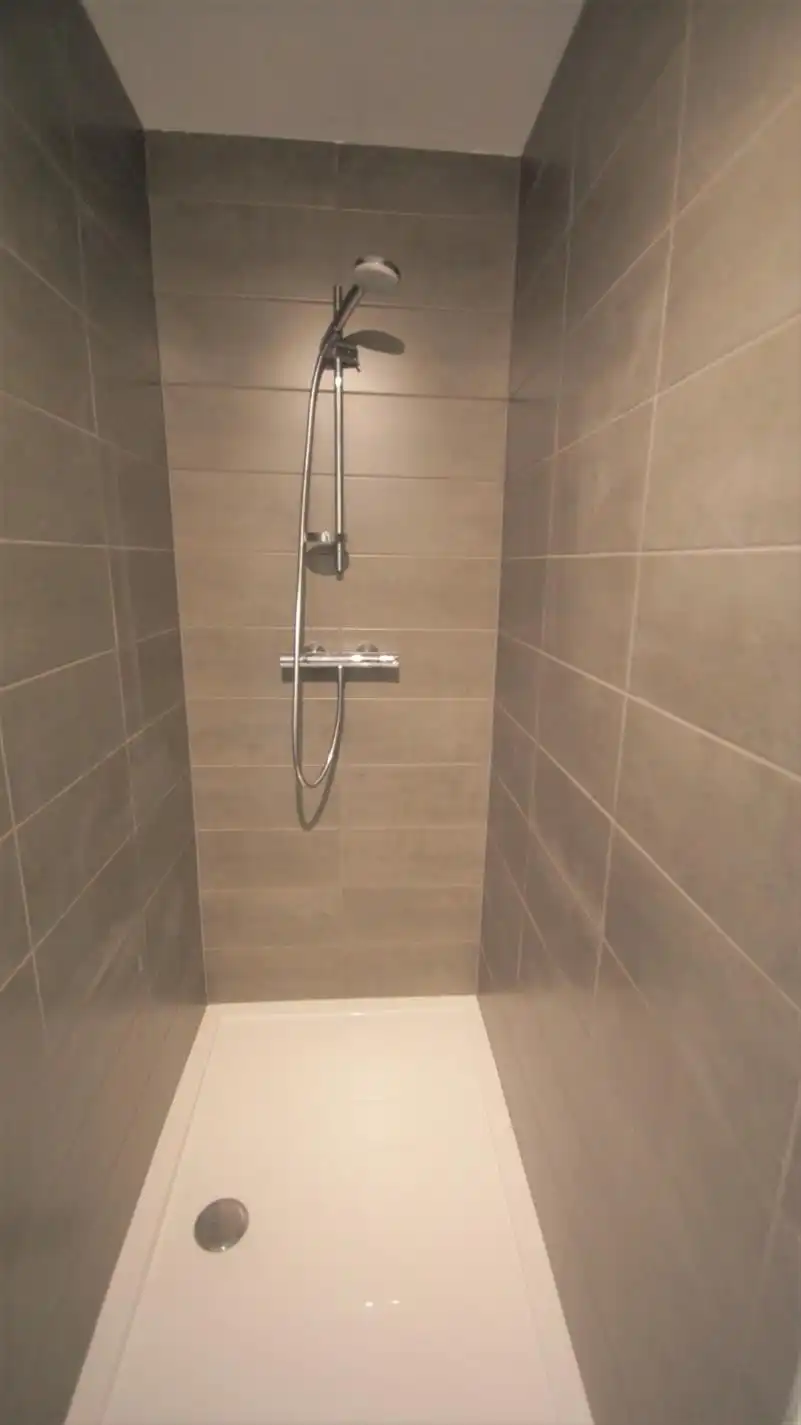 Zeer recente woning met 3 ruime slpks, tuin en terras foto 8