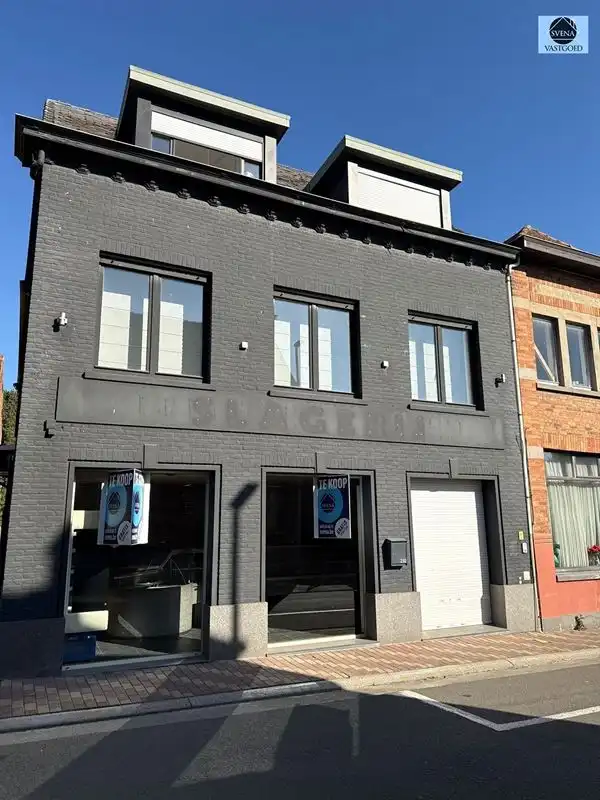 HANDELSHUIS EN APPARTEMENT MET 5 SLAAPKAMERS foto 15