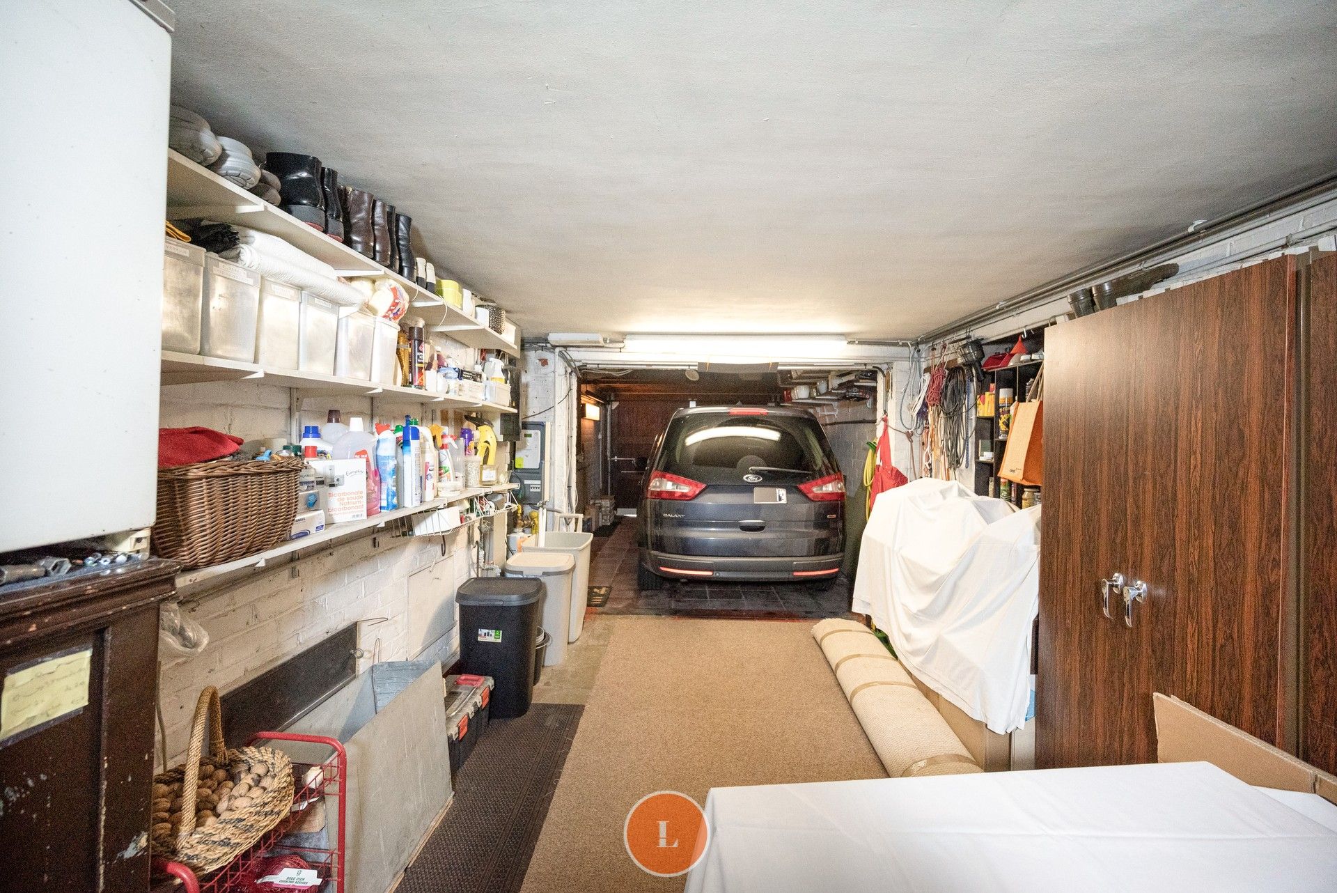 Statige villa met binnenzwembad, polyvalente ruimte en groene privacy foto 15