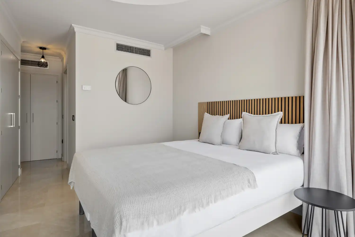 Riante villa bij het prachtige Los Flamingos te Benahavís, Spanje foto 41