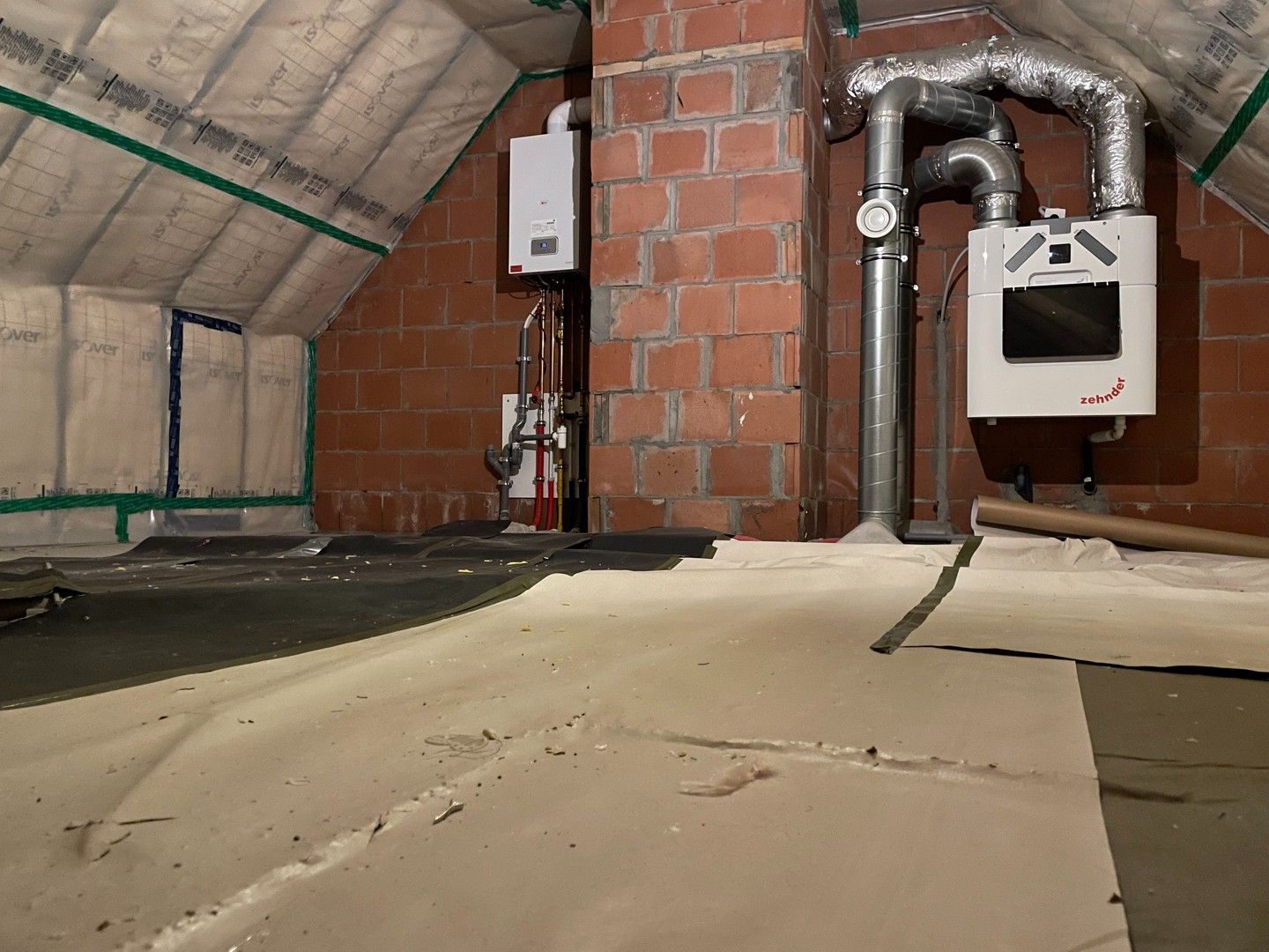 Recent en verzorgde hoekwoning met 2 parkeerplaatsen en garage foto 18