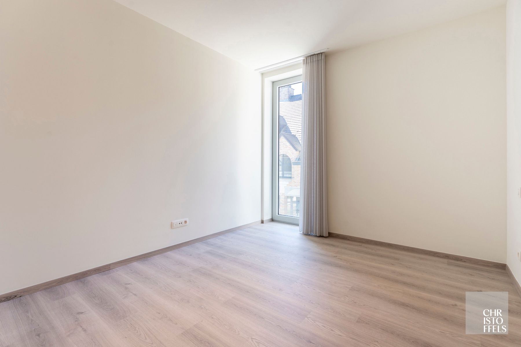 TE HUUR - Nieuwbouw 2-slaapkamerappartement in hartje Lanaken! foto 10