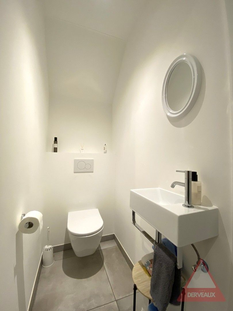 Zonnebeke – Dakappartement met terras en landelijk zicht foto 7