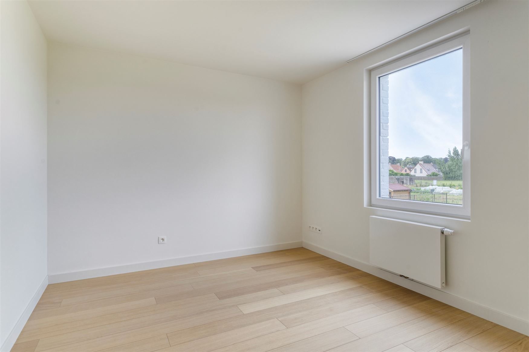 Nieuwbouwwoning in een jonge wijk foto 10