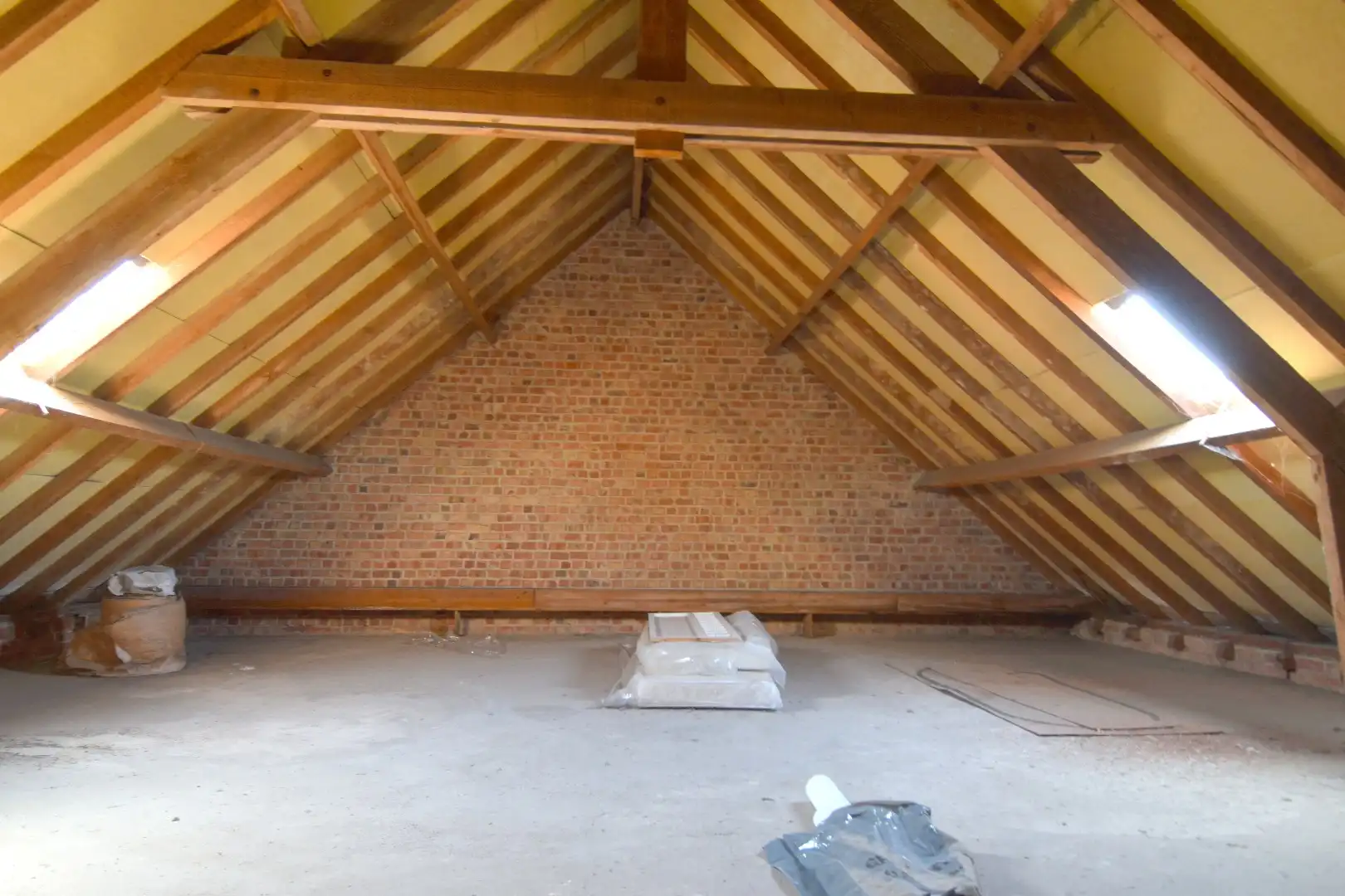 Karaktervolle woning met 3 slaapkamers en naastgelegen polyvalente ruimte (ca. 105 m²) te koop in Beveren-Leie foto 17