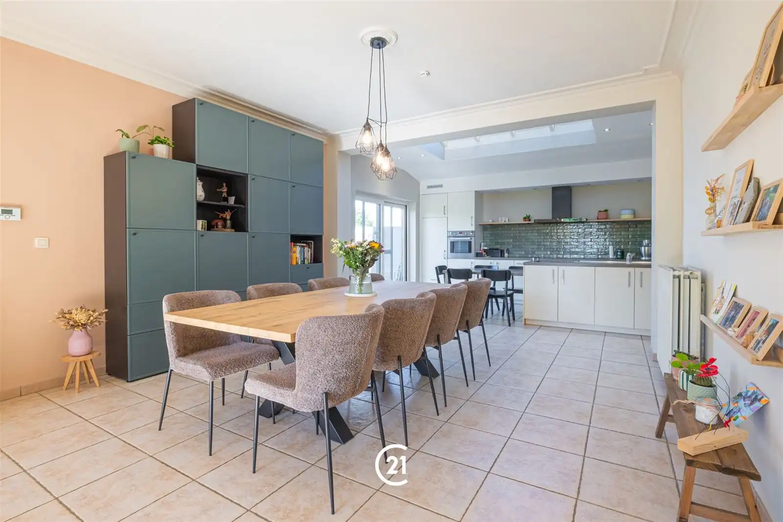 Instapklare 3gevelwoning met tuin en carport op 4are95 foto 11