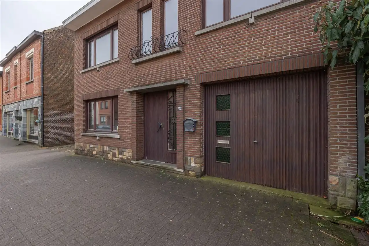 Woning met 3slk, tuintje en werkhuis foto 39