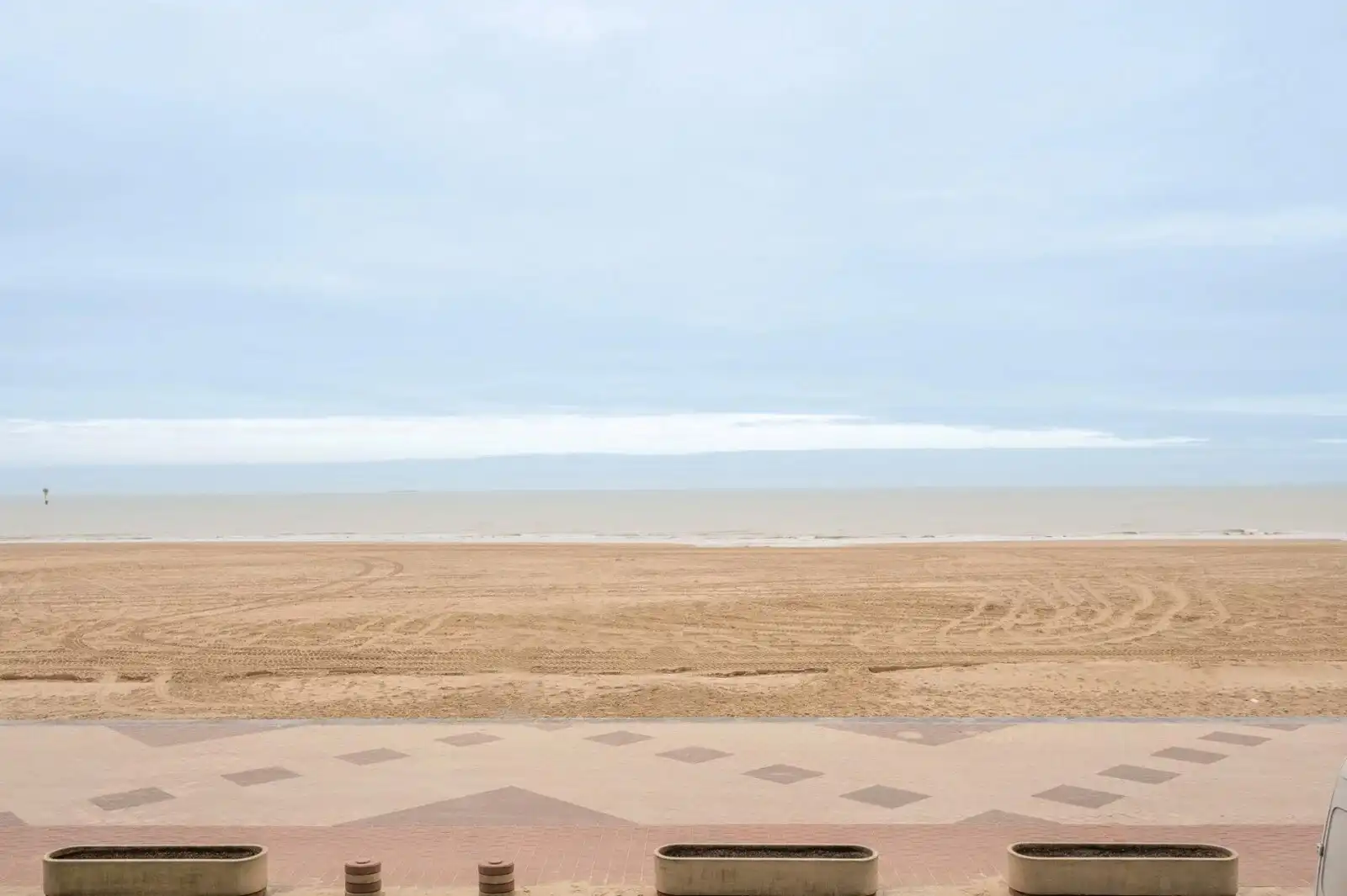 Stijlvol en recent appartement ideaal gelegen op de Zeedijk in het Zoute foto 2