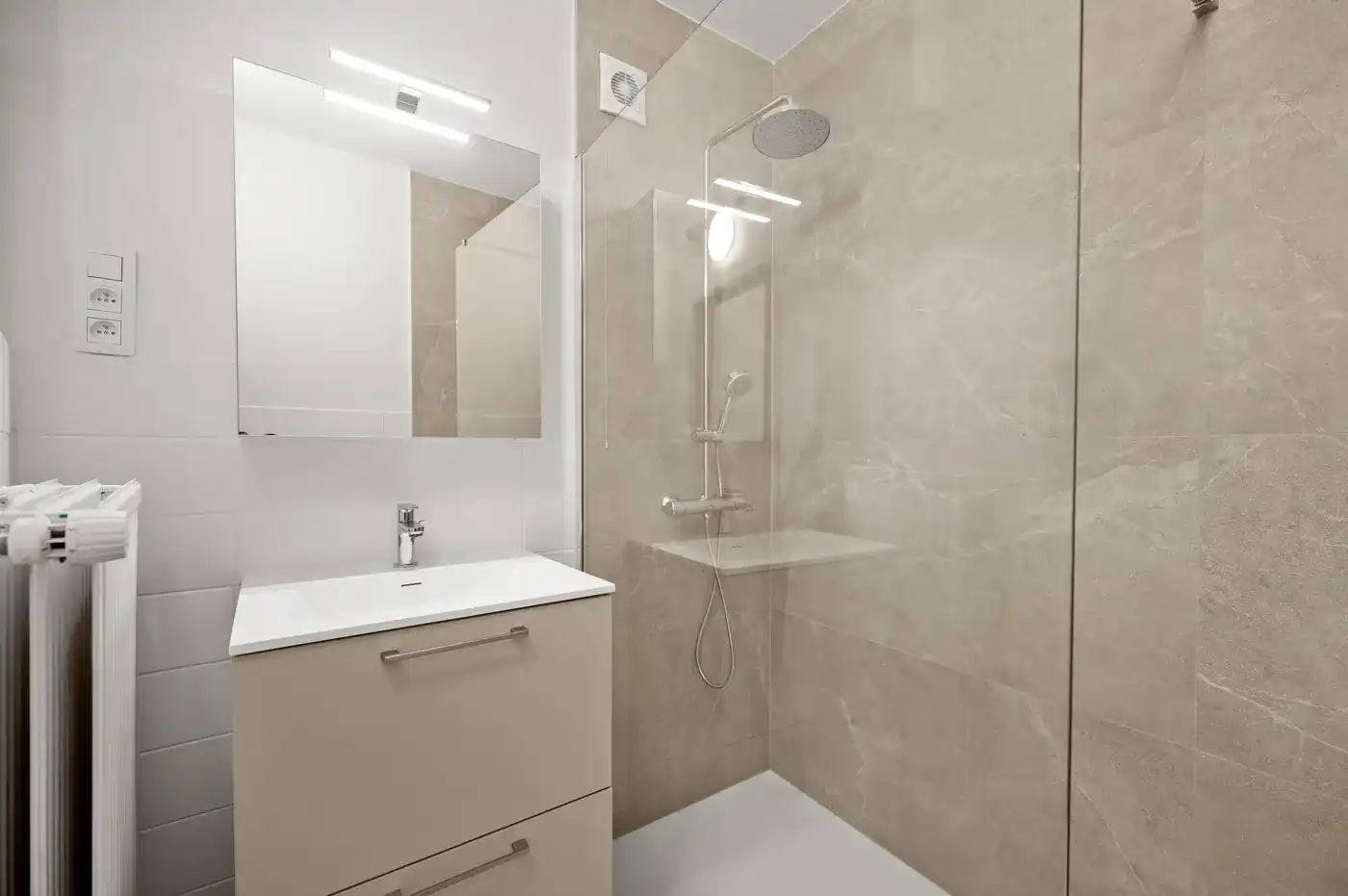 Penthouse met 2 slaapkamers in hartje Tienen foto 12