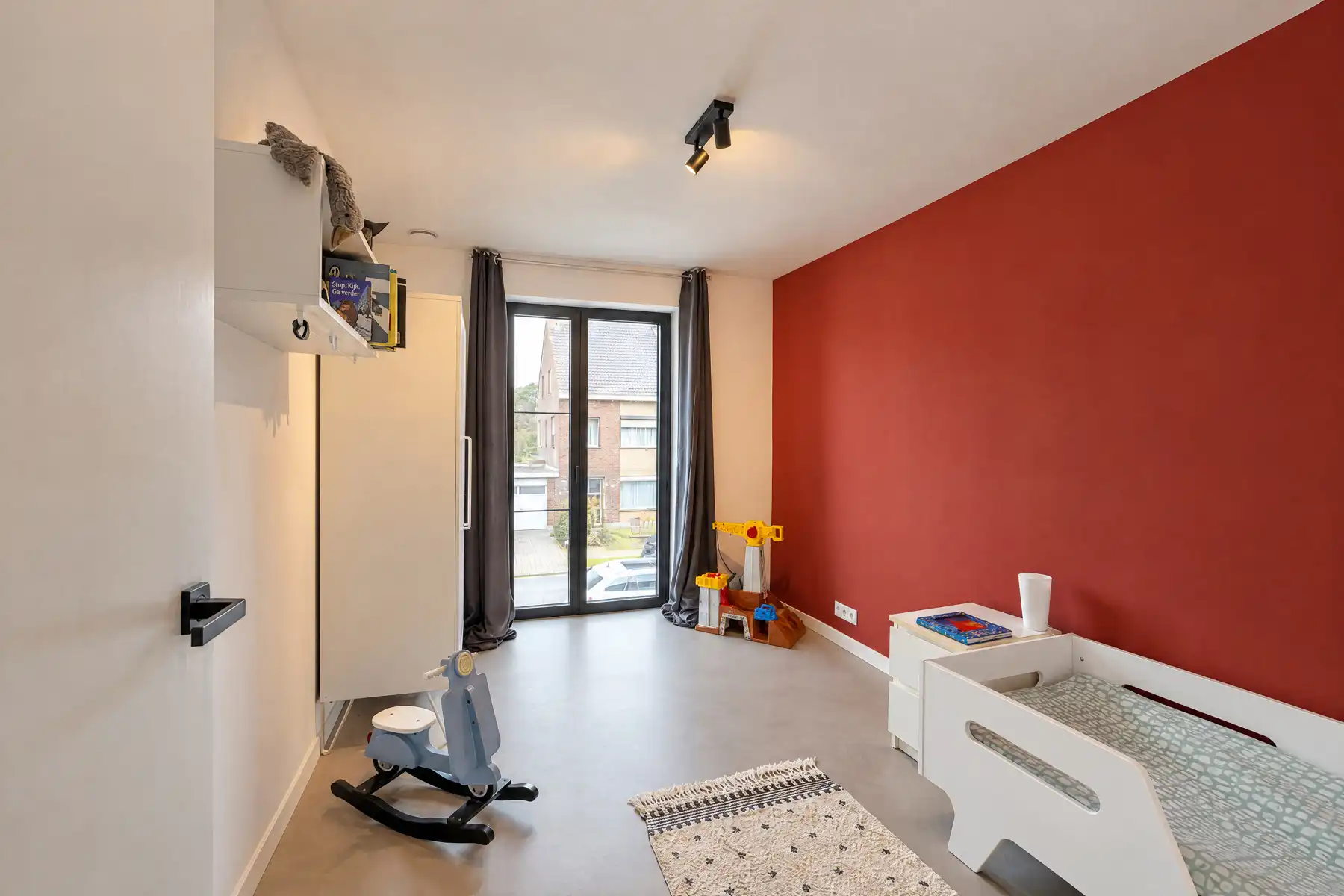 ARCHITECTURALE BEN-WONING MET ZUID TUIN OP TOPLOCATIE foto 16