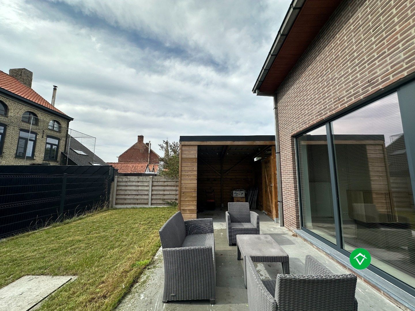 Moderne en lichtrijke nieuwbouwwoning met drie slaapkamers te Handzame (Kortemark) foto 15