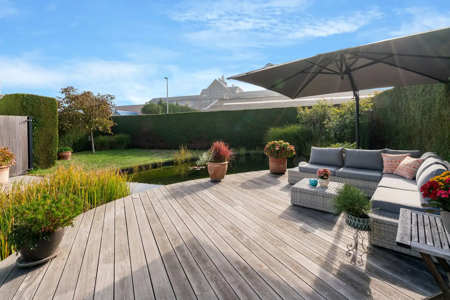 Alleenstaande woning met atelier te Meulebeke. foto 28