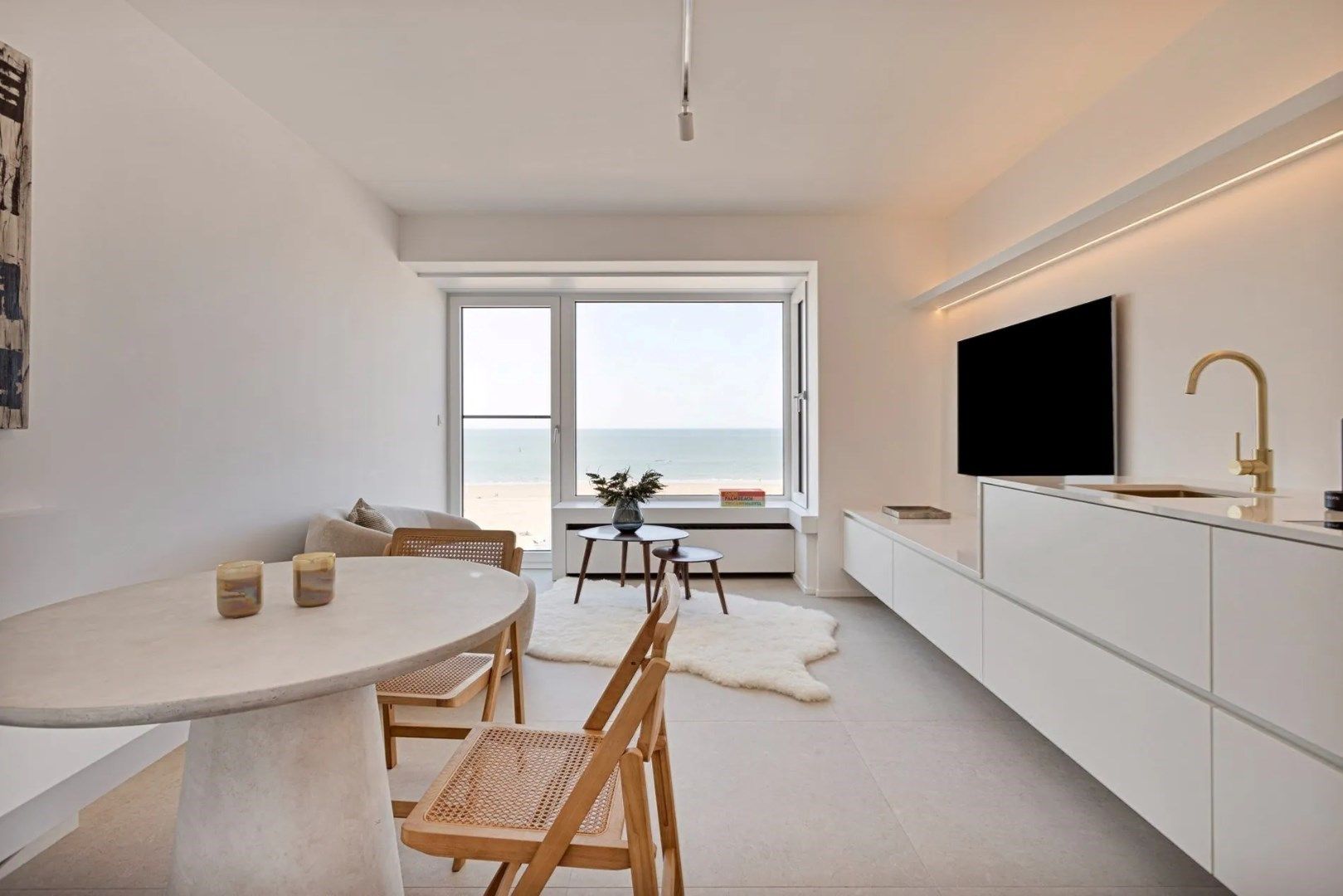 Sfeervol gerenoveerd vakantieappartement met panoramisch zeezicht  foto 9
