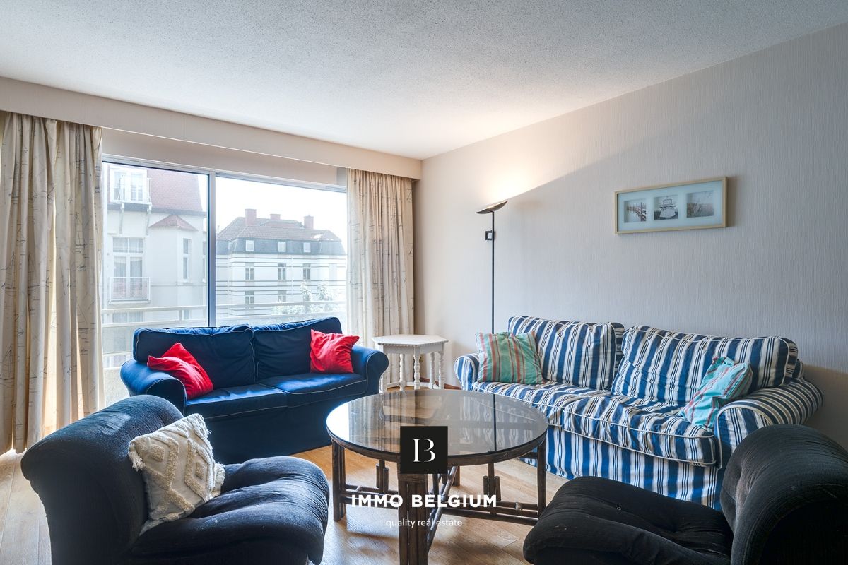 Ruim appartement met 2 slaapkamers nabij de dijk foto 4