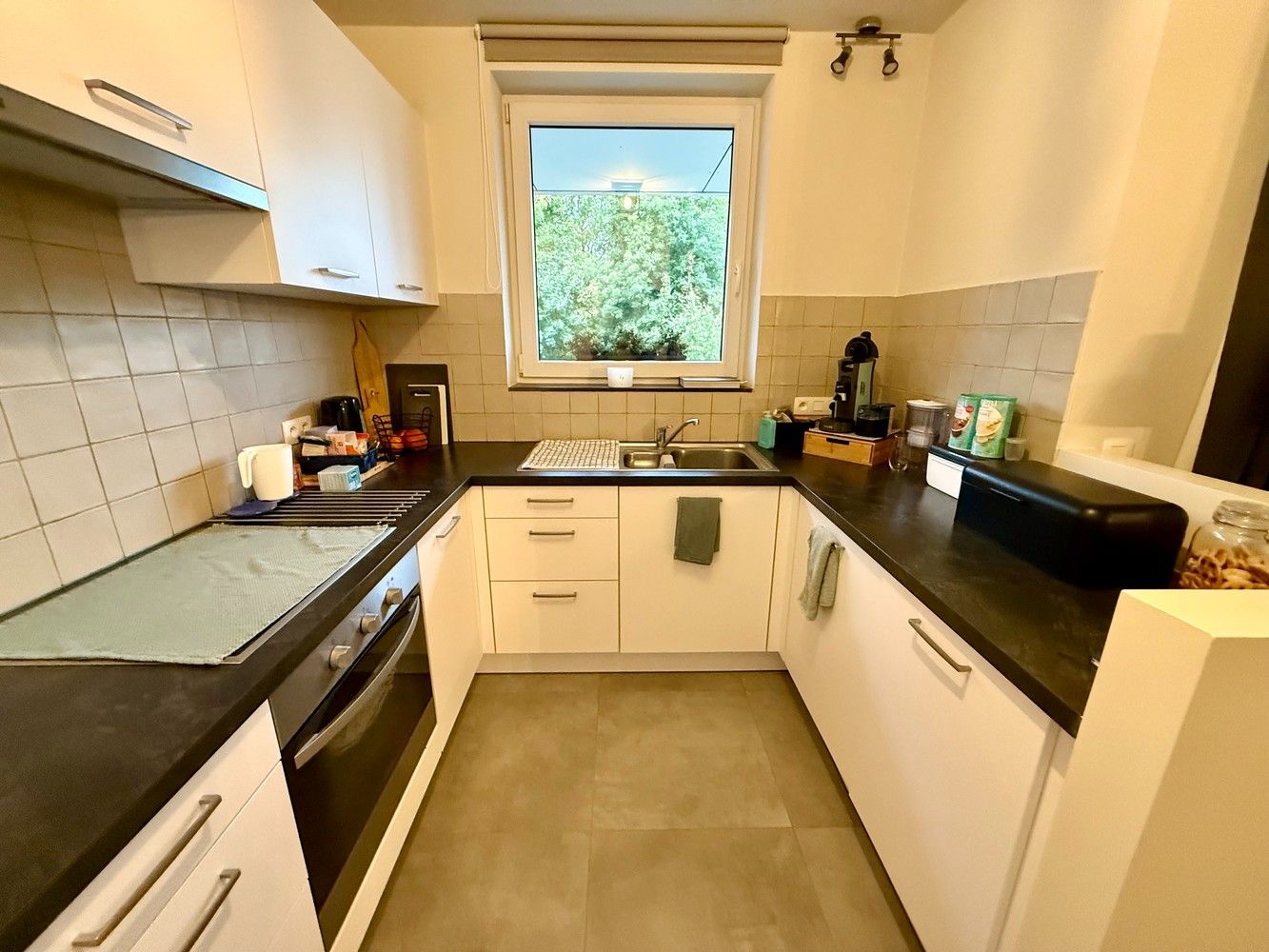 Prachtig appartement met 2 slaapkamers, 2 terrassen en afgesloten garagebox! foto 7