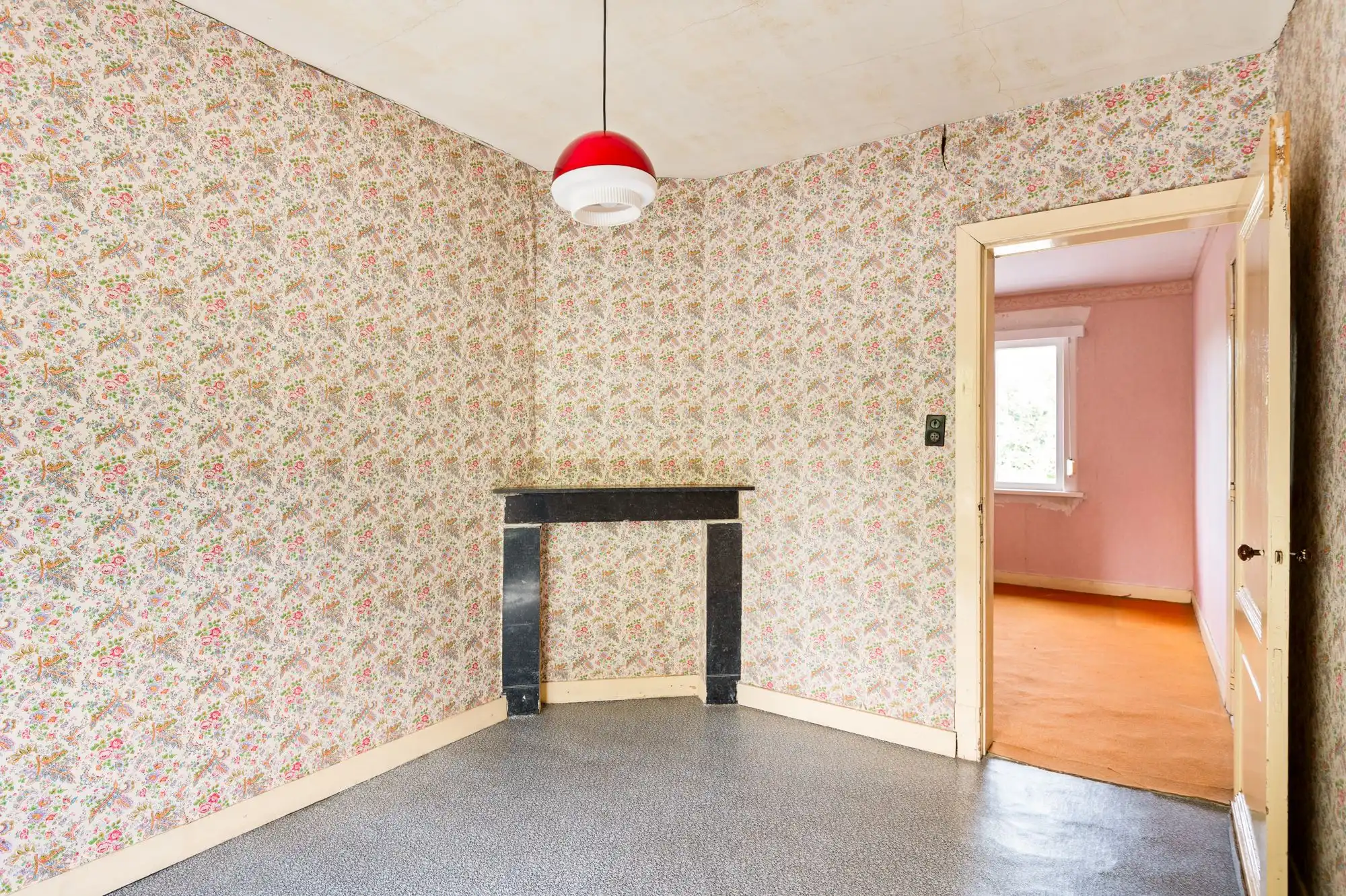 Te renoveren gezinswoning met leuke tuin en 2 garages op topligging in Brasschaat! foto 21