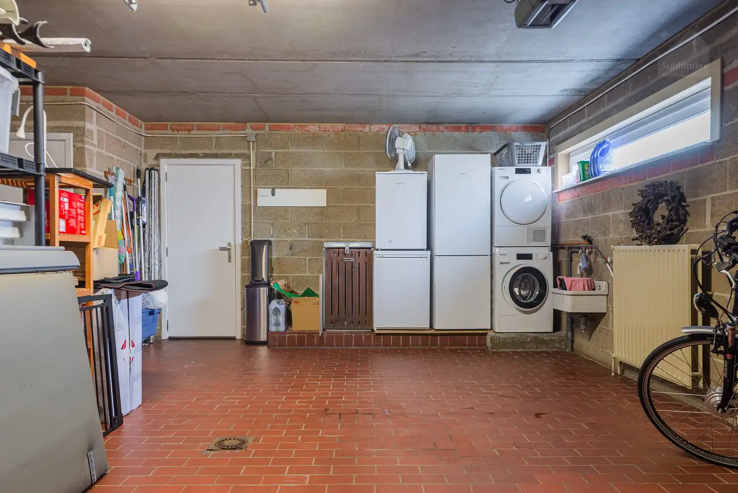 Ruime en uitstekend onderhouden gezinswoning met prachtige tuin en inpandige garage op een perceel van 1.490 m² foto 40