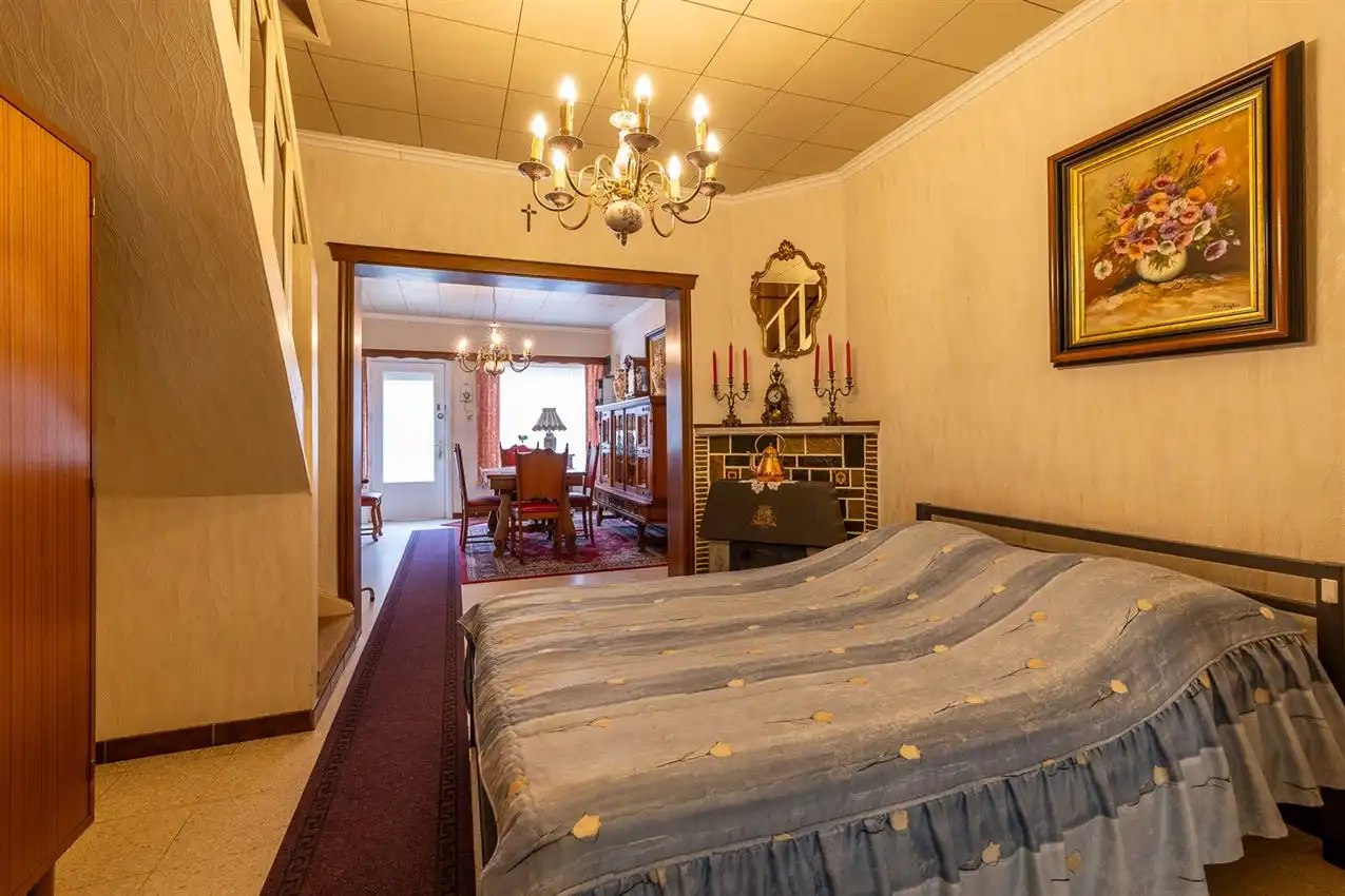 Op te frissen rijwoning, ideaal voor starters foto 11