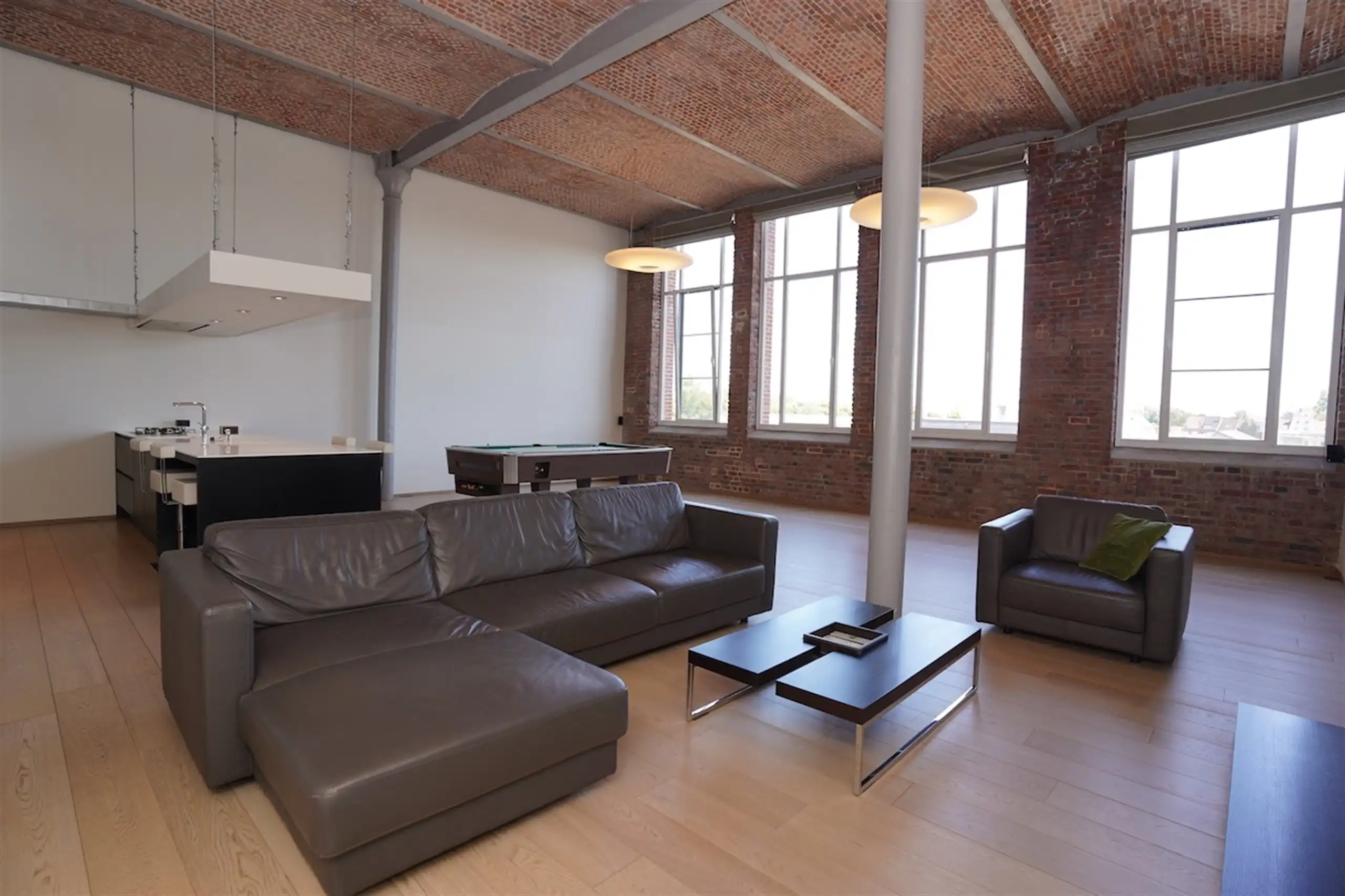 Verrassende, heldere loft met plafondhoogten van 6 m! foto 22