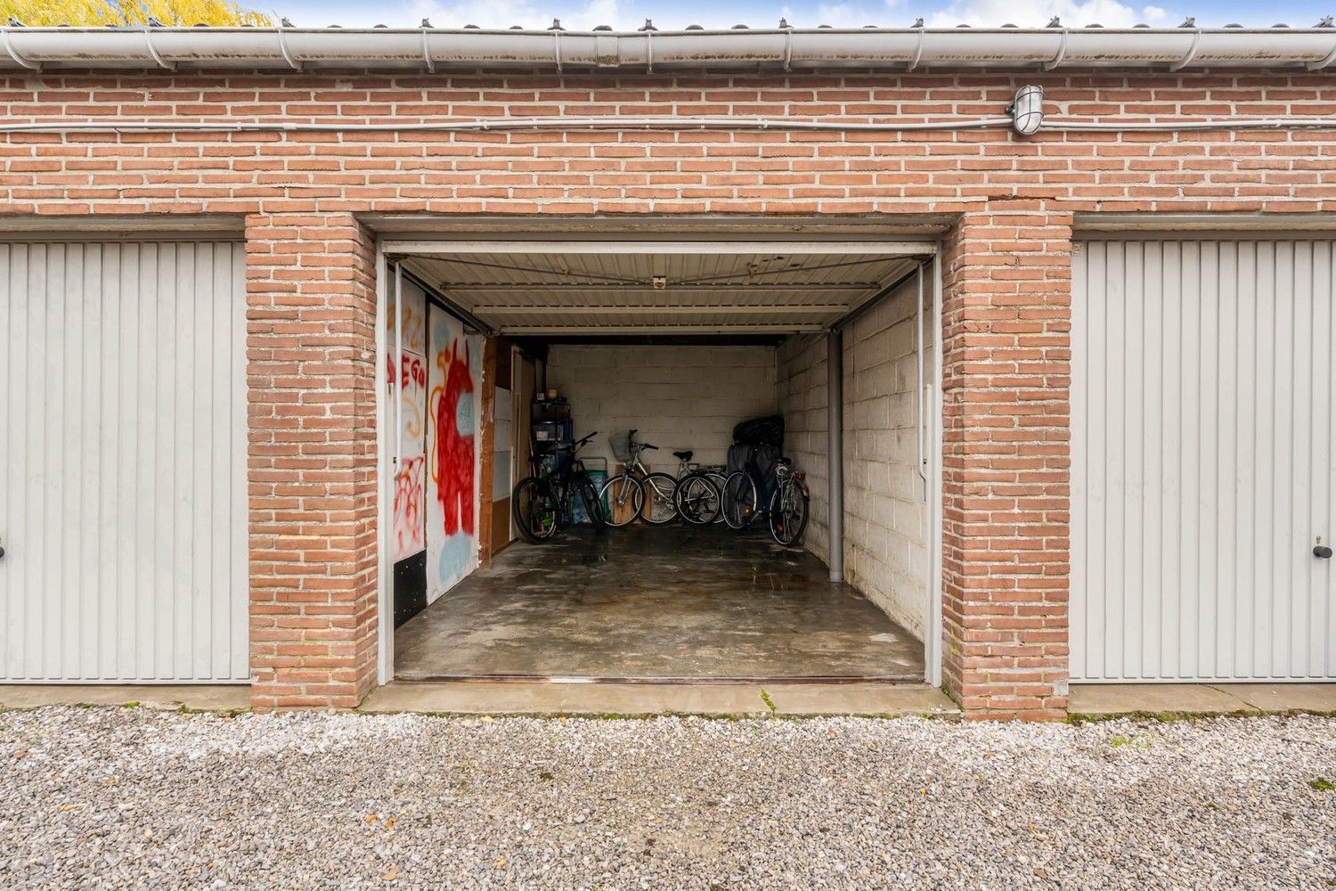 Licht en modern appartement met 2 slaapkamers op wandelafstand van het centrum van Bilzen! foto 15